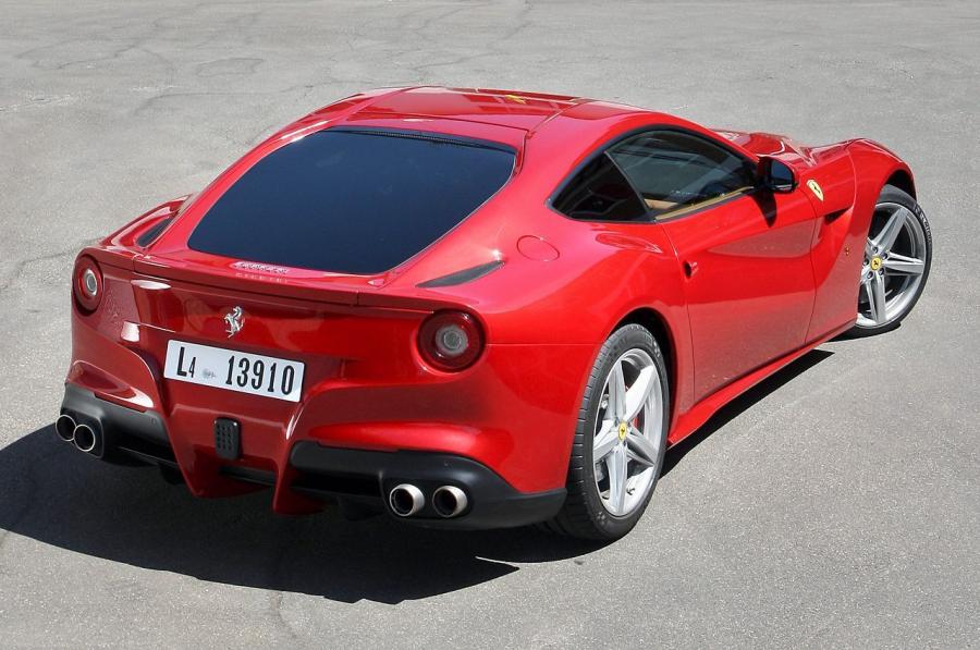  Ferrari F12berlinetta 2012 года  (фото 41 из 104)